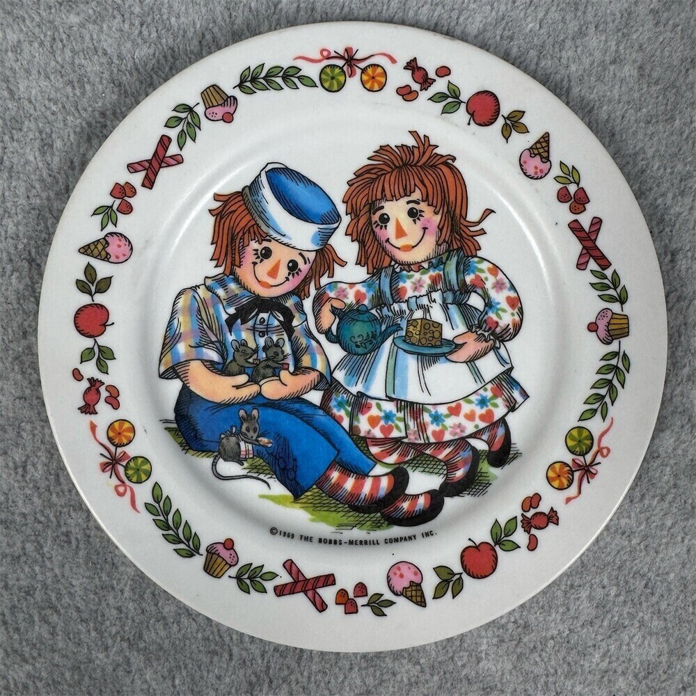 Vintage 1969 Oneida Deluxe Raggedy Ann & Andy Tea Time Sweets Plate